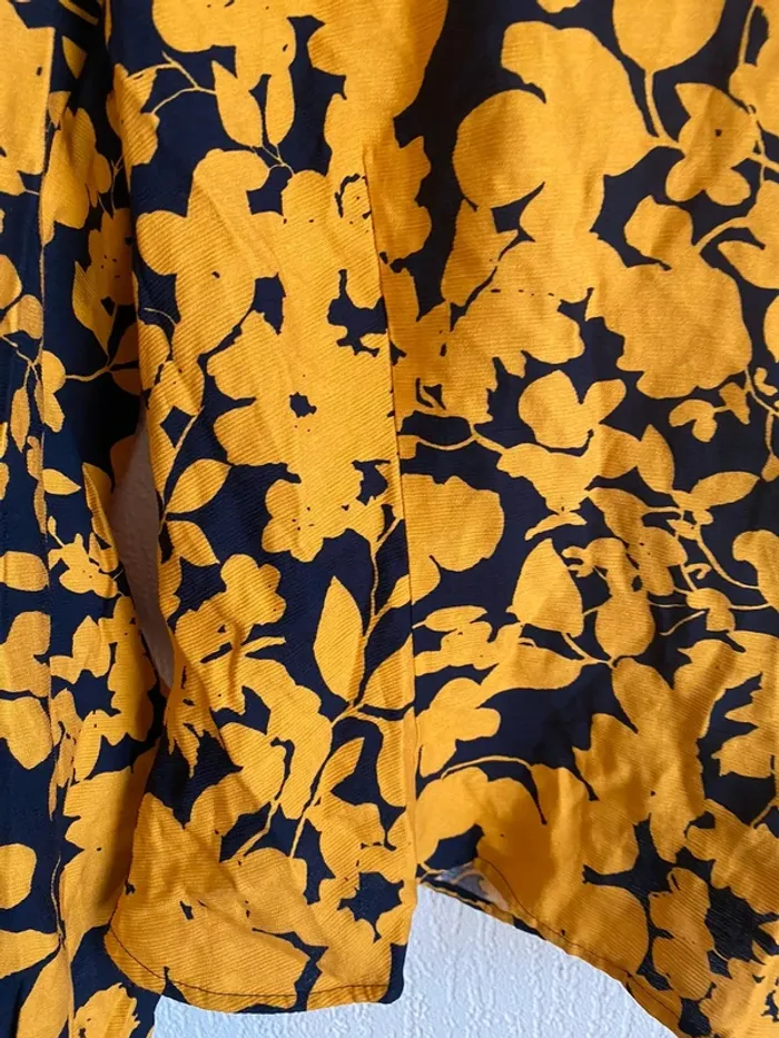 Blouse jaune et noire h&m taille m 38 - photo numéro 2
