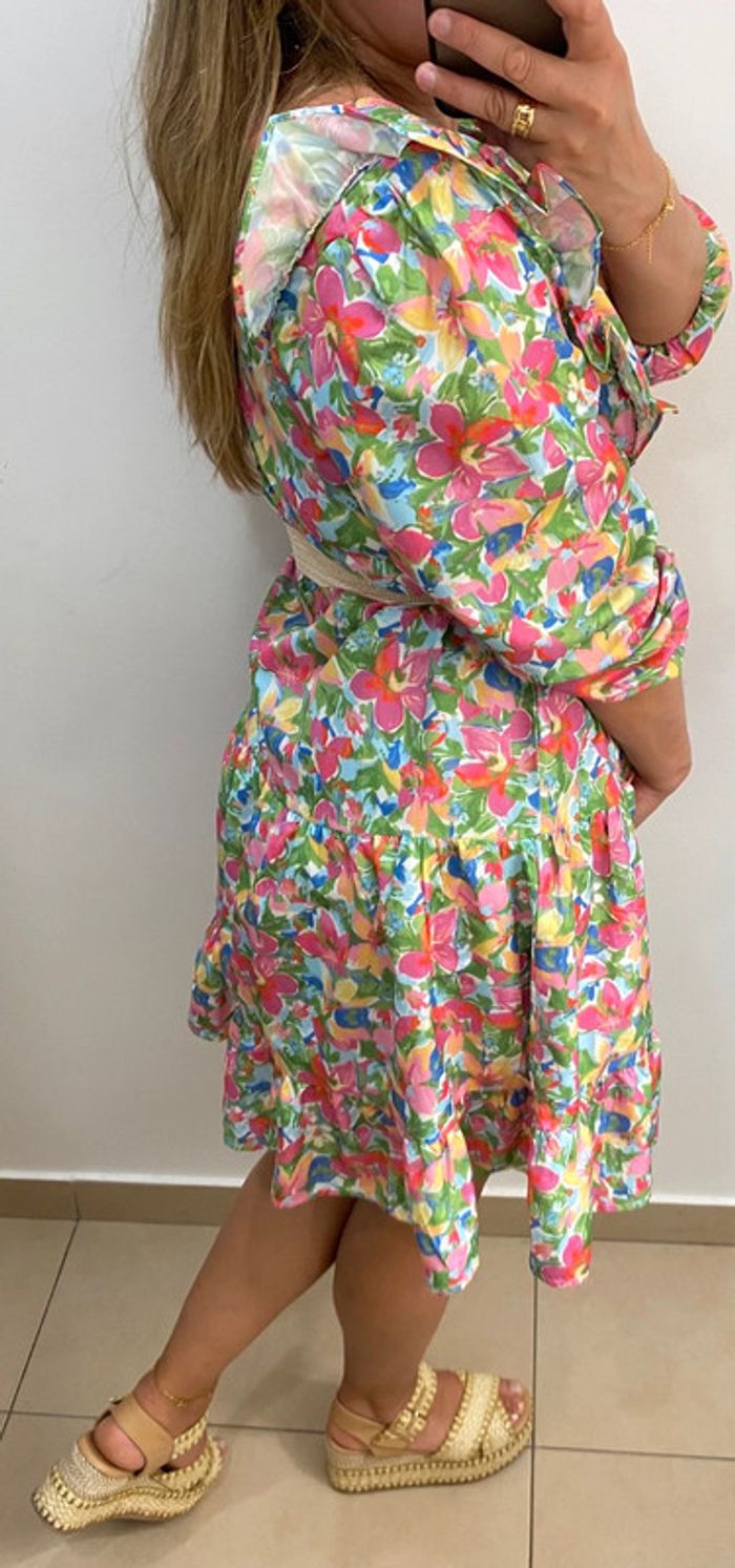 Robe fleurie avec volant - photo numéro 7