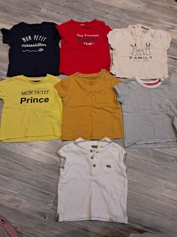 Lot 7 tee-shirts 9 mois
