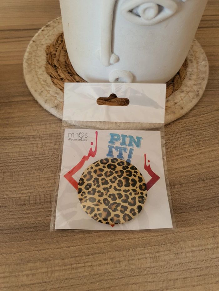 Neuf > Broche motif léopard 🐆