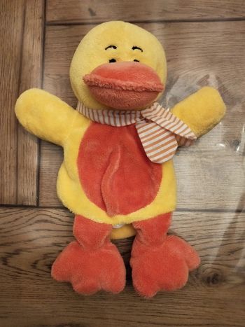 Marionnette peluche canard
