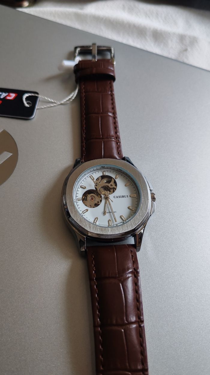 Montre automatique 2029 - photo numéro 2
