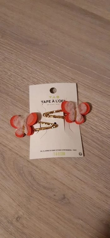 Lot de 2 pinces pliantes tape à l'oeil motif papillon orange pailleté neuves avec étiquette