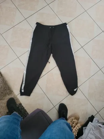 Joli pantalon fluide taille 42