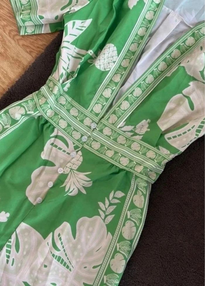 Combinaison verte tropicale - neuve - Taille S - photo numéro 6