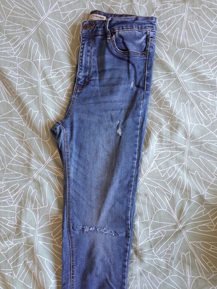 Jeans stradivarius - photo numéro 3