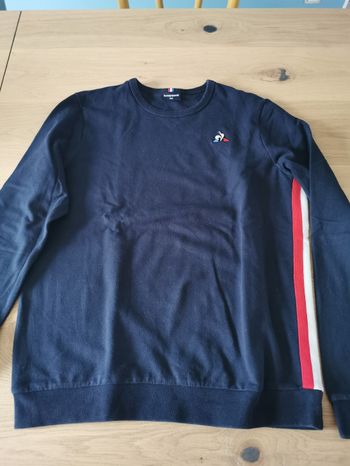 Sweat sans capuche bleu marine le coq sportif 14 ans en très bon état