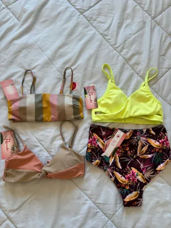 Lot 4 maillots de bain bikini haut et bas multicolore fluo pailleté fleurie Penti taille XS/34 neuf