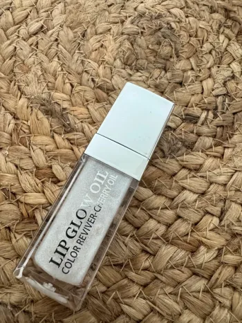 Lip glow oil color reviver-cherry oil