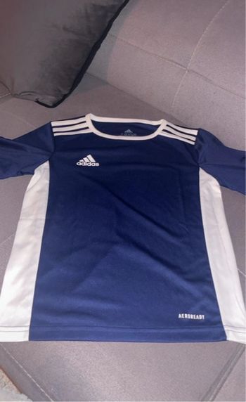 T-shirt adidas