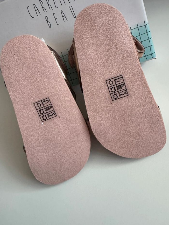 Magnifique nus pieds fille 25 carrément beau neuf rose gold - photo numéro 2