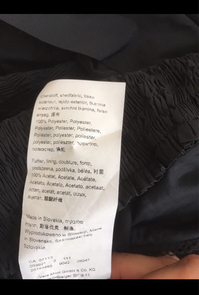 Robe noire - photo numéro 2