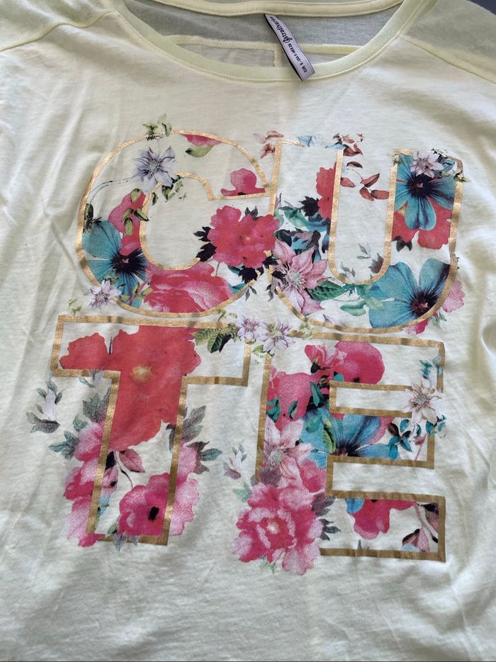 Tee-Shirt T S Stradivarius manches courtes jaune  Très bon état - photo numéro 8