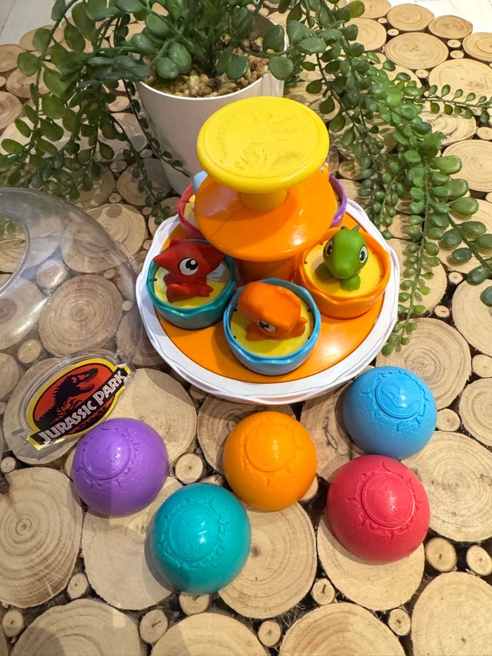 Toupie œuf dinosaures Jurassic Park jouet - photo numéro 8