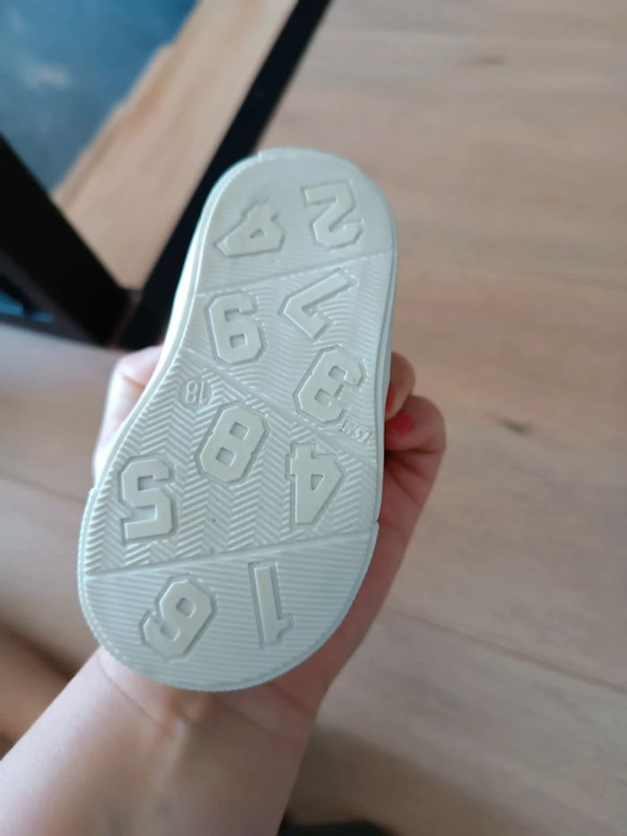 Chaussures pointure 18 - photo numéro 3