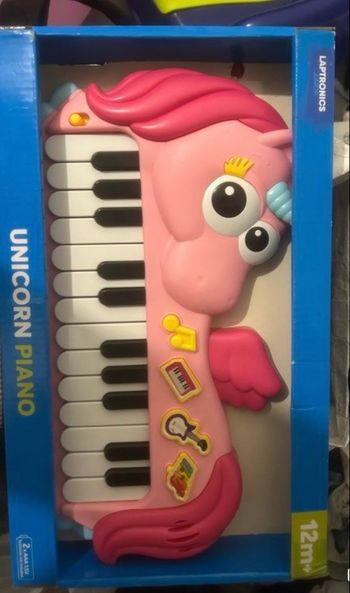 Jouet Piano neuf fille 