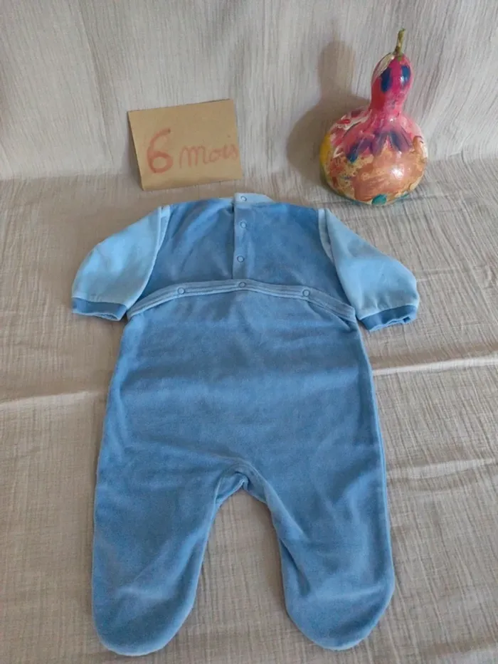 Pyjama velours 6mois - photo numéro 3