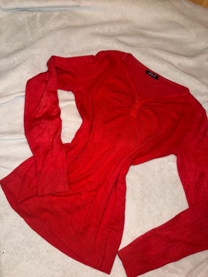 Pull fin rouge - photo numéro 10