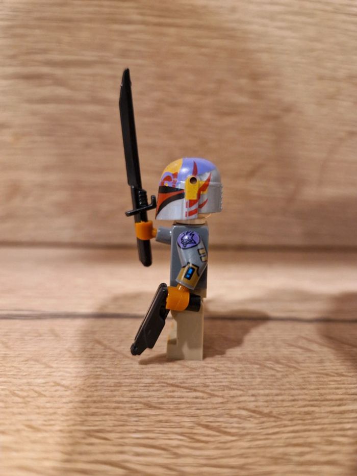 Figurine type lego Sabine Wren Mandalorian star wars - photo numéro 2