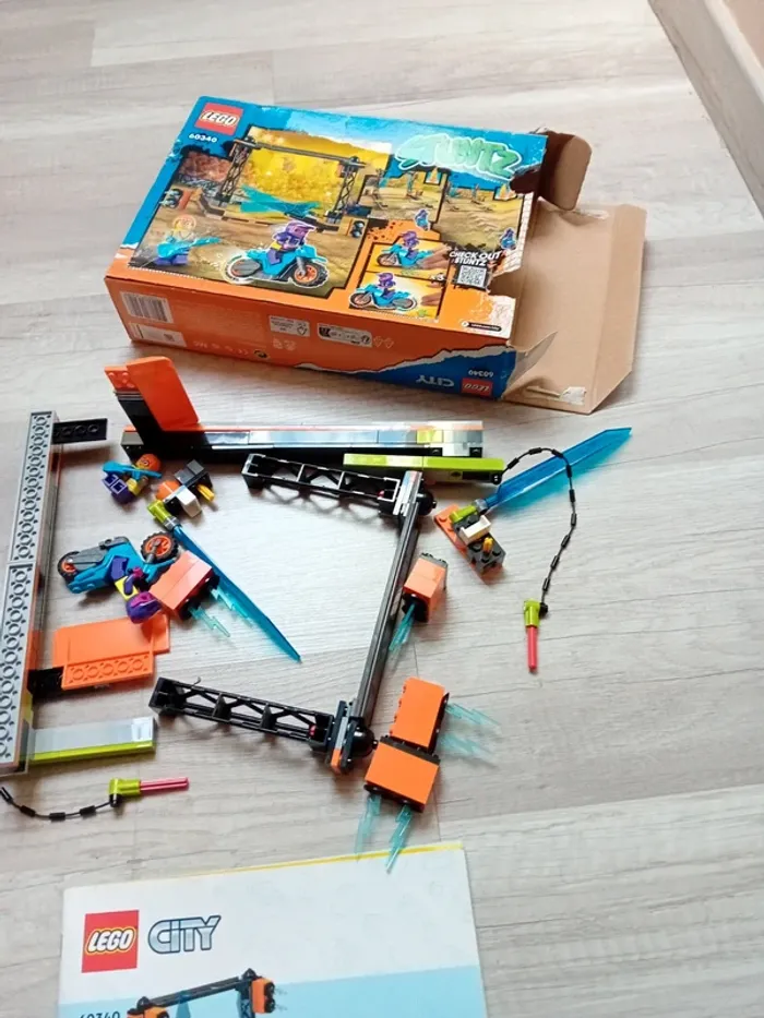 Lego city 60340 - photo numéro 3