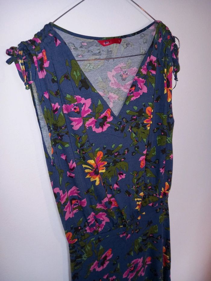 Sublime robe à fleurs - photo numéro 2