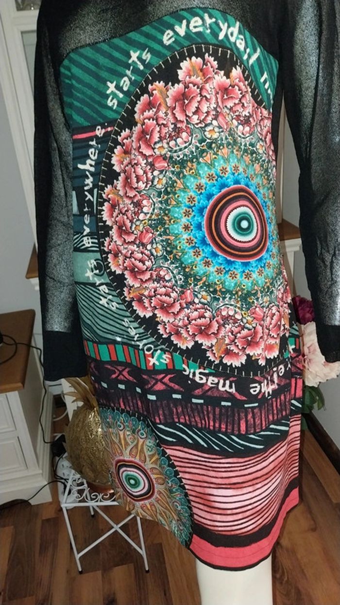 Robe midi Desigual excellent état porté 1 fois Taille 40 - photo numéro 6