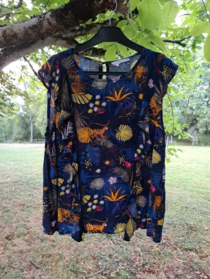 Blouse neuve 38