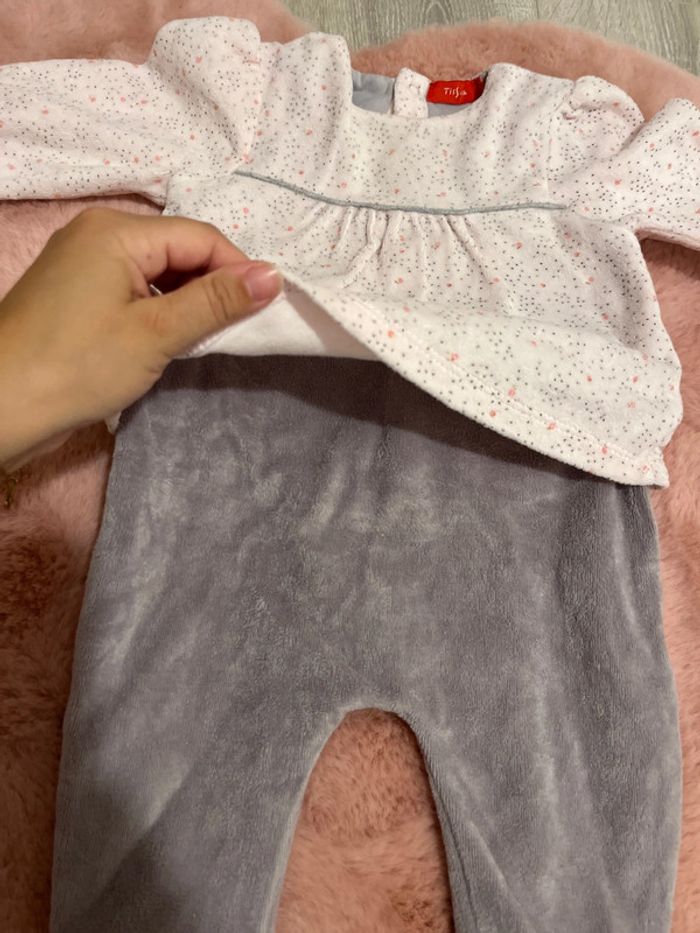 Lot 5 pyjama bébé 6 mois - photo numéro 12