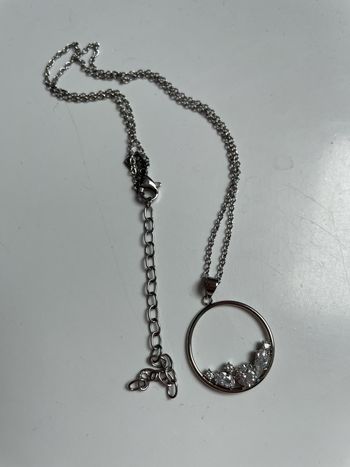 Collier victoria neuf