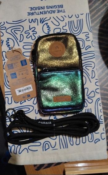 Pochette telephone muai cabaia