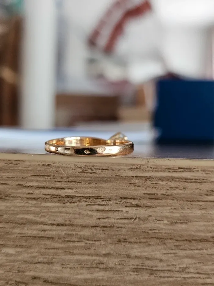 Bague or 18 carats – Taille 53/54 – pierre blanche scintillante - photo numéro 12