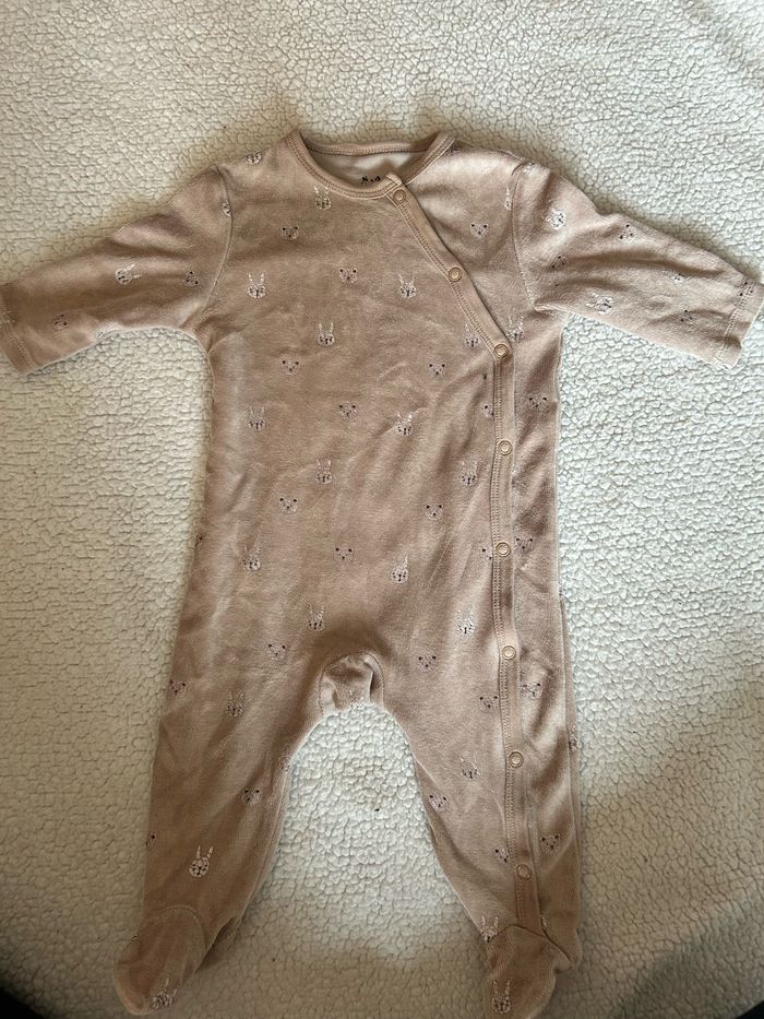 Lot de pyjamas 9 mois