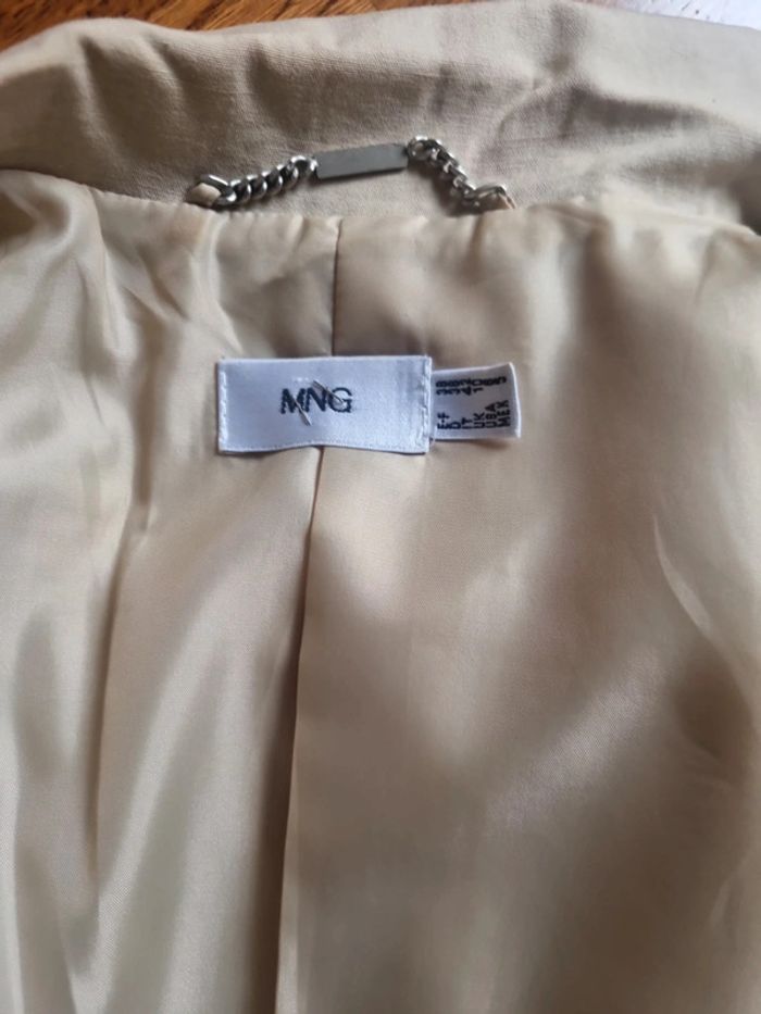 Ensemble jupe et veste beige - photo numéro 7