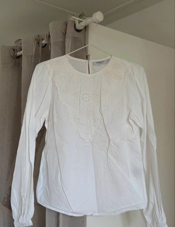 Blouse broderie blanche 