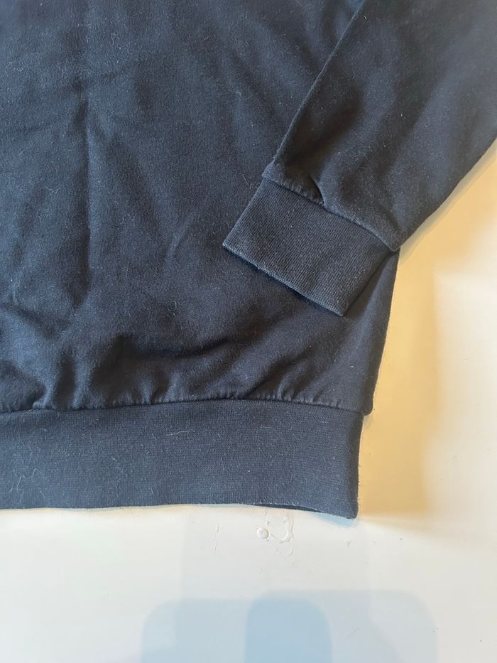 Pull / Sweat bon état pour garçon taille 6 ans couleur noir - photo numéro 4