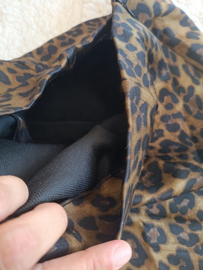 NEUF Mini jupe léopard Zara - taille S - imprimé fauve tendance vintage y2k - photo numéro 4