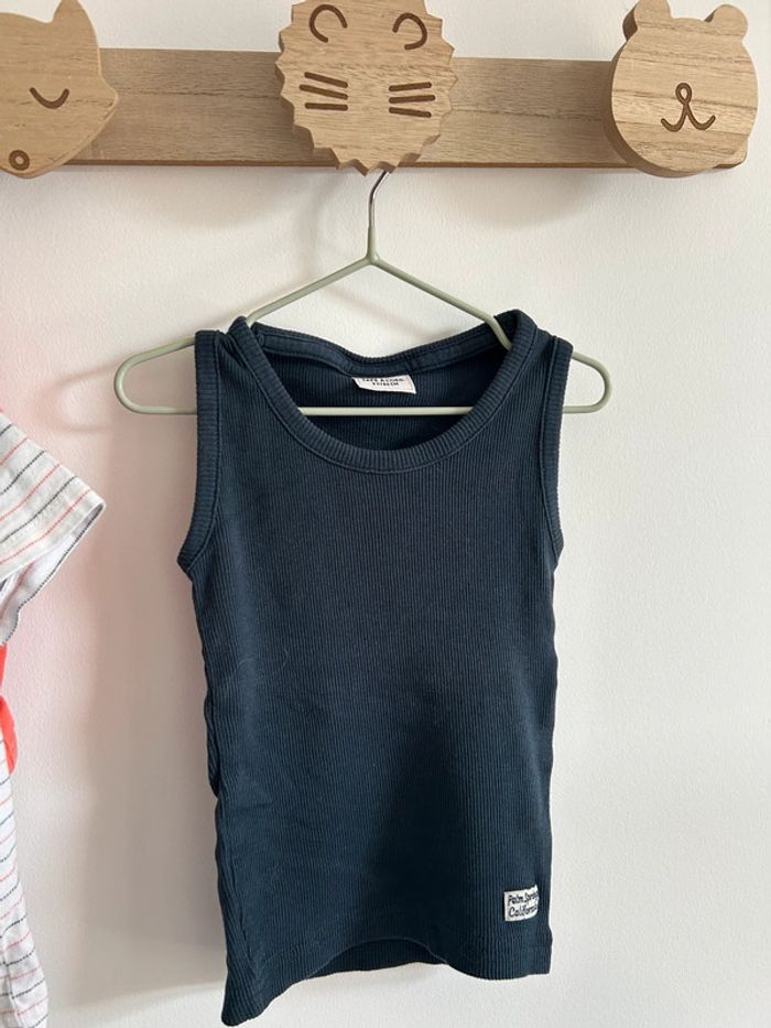 Ensemble t-shirt,débardeur et short - photo numéro 3