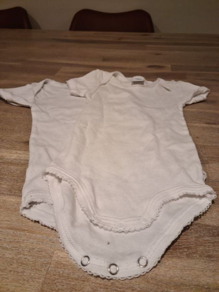Lot bodies fille