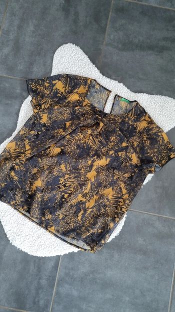 Blouse L neuve imprimée  jamais portée