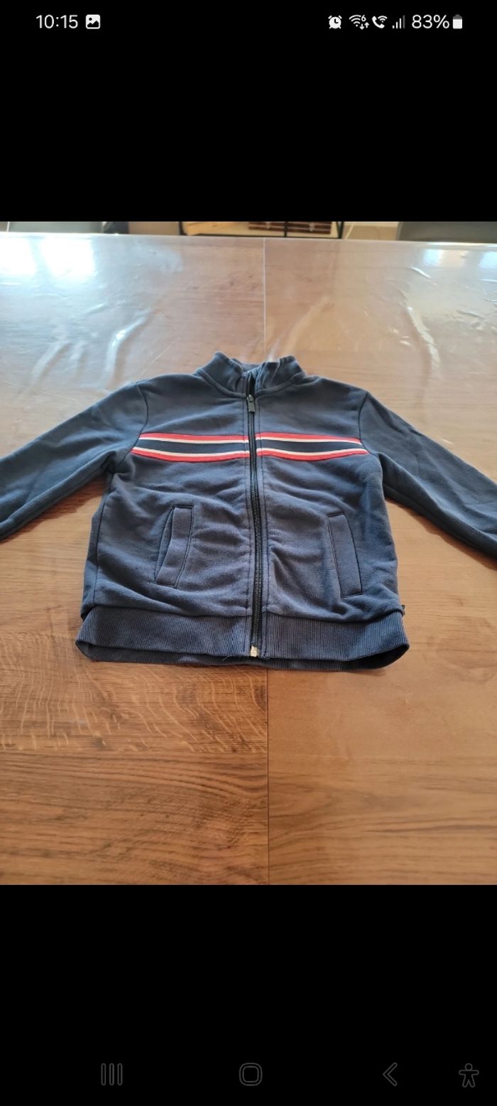 Lot de 5 sweats garçon 8 ans - photo numéro 9