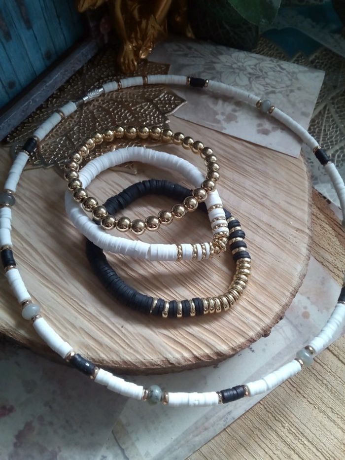 Parure collier + 3 bracelets - photo numéro 2