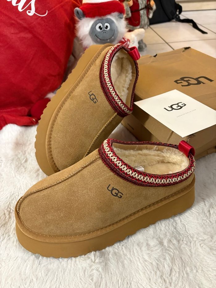 Ugg Tazz marron clair neuves