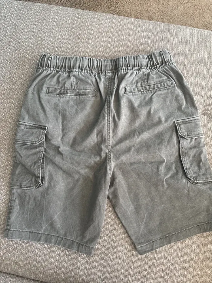 Short battle cargo facile à enfiler kaki porté une fois - photo numéro 5