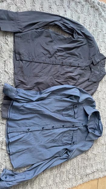 Lot de 2 chemises ceintré manches longues taille 36