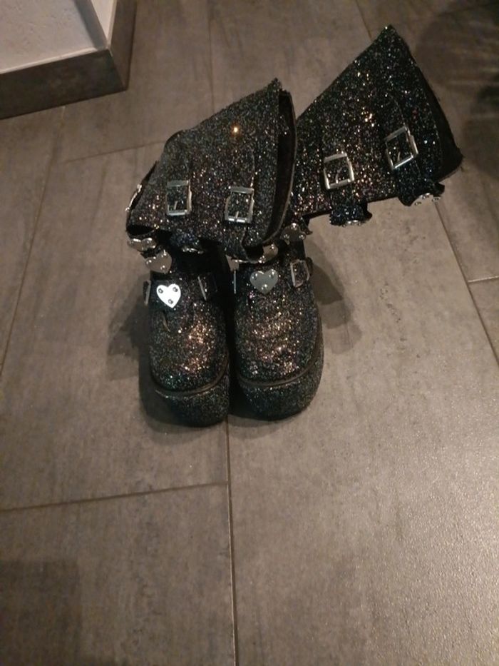 Bottes gothiques - photo numéro 3