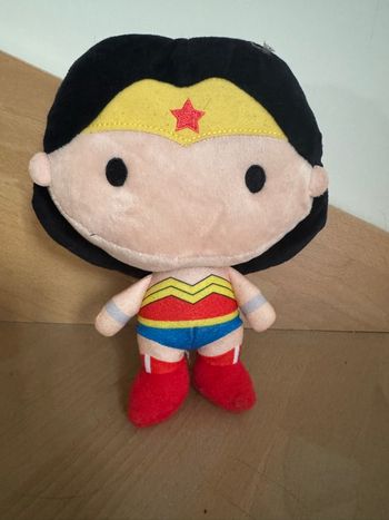 Peluche Wonder Woman