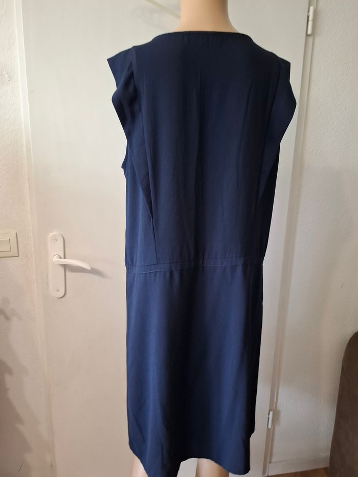 Robe etam taille 42 en très bon état - photo numéro 4