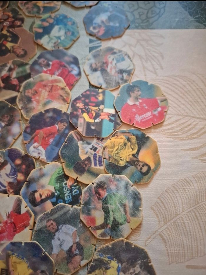Lot de 63 flippos foot - photo numéro 5
