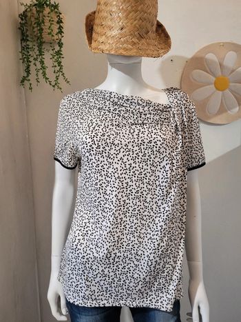 T shirt avec drapé devant
