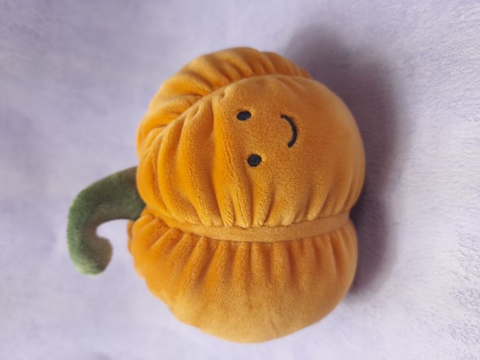 Peluche Jellycat citrouille retired Vivacious Vegetable Pumpkin halloween collection VV6PUM - photo numéro 6